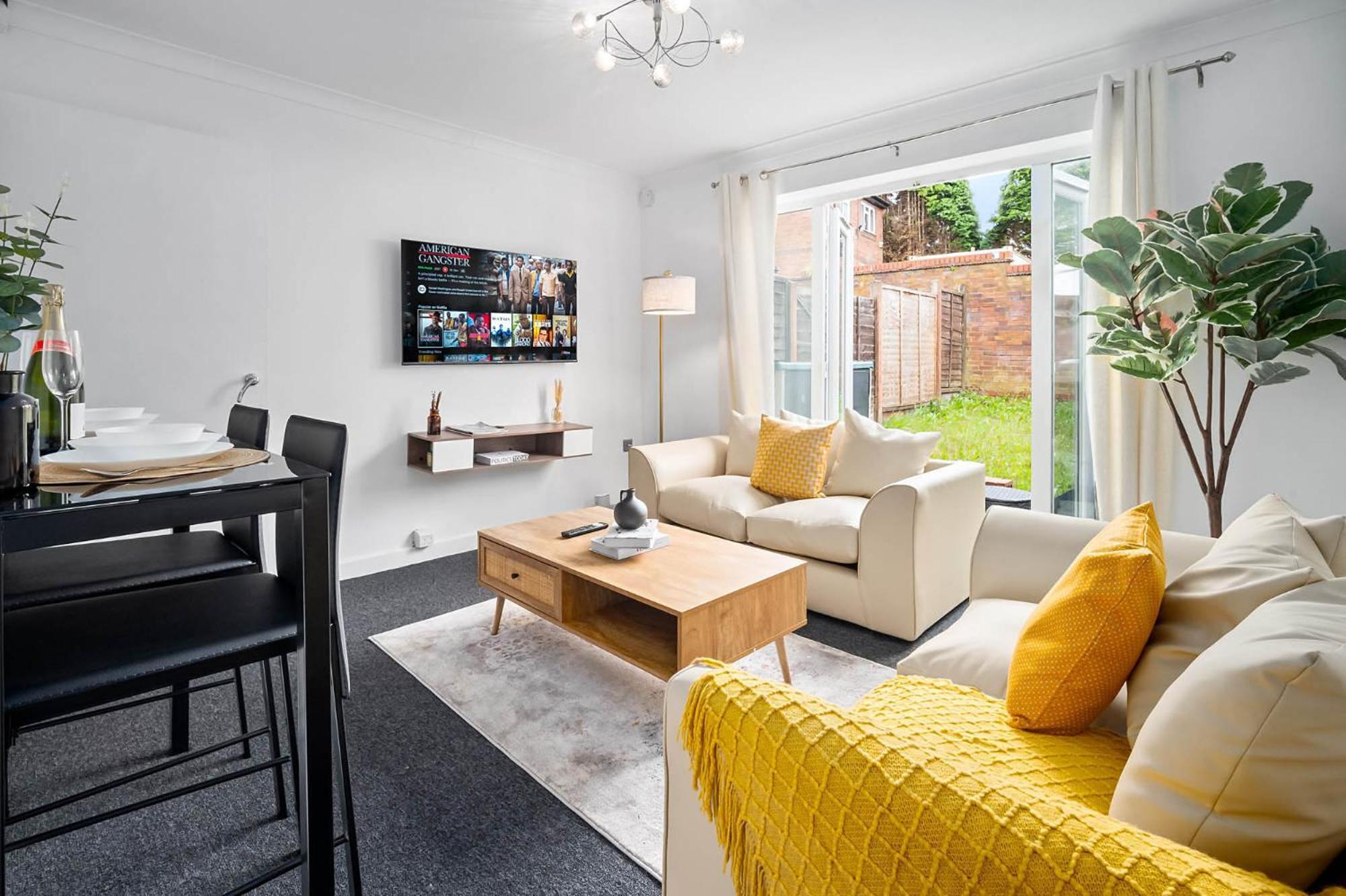 2 Bedroom House - Garden & Parking 2Gm - Wifi Birmingham Bagian luar foto